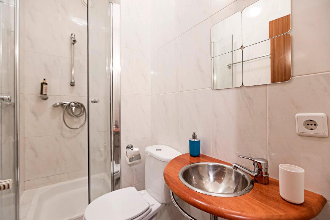 Spacious 2Br Flat In Gaia By Lovelystay Vila Nova de Gaia Zewnętrze zdjęcie